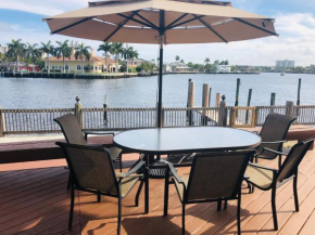 Intracoastal Waterview 1 block walk to beach 4 rooms